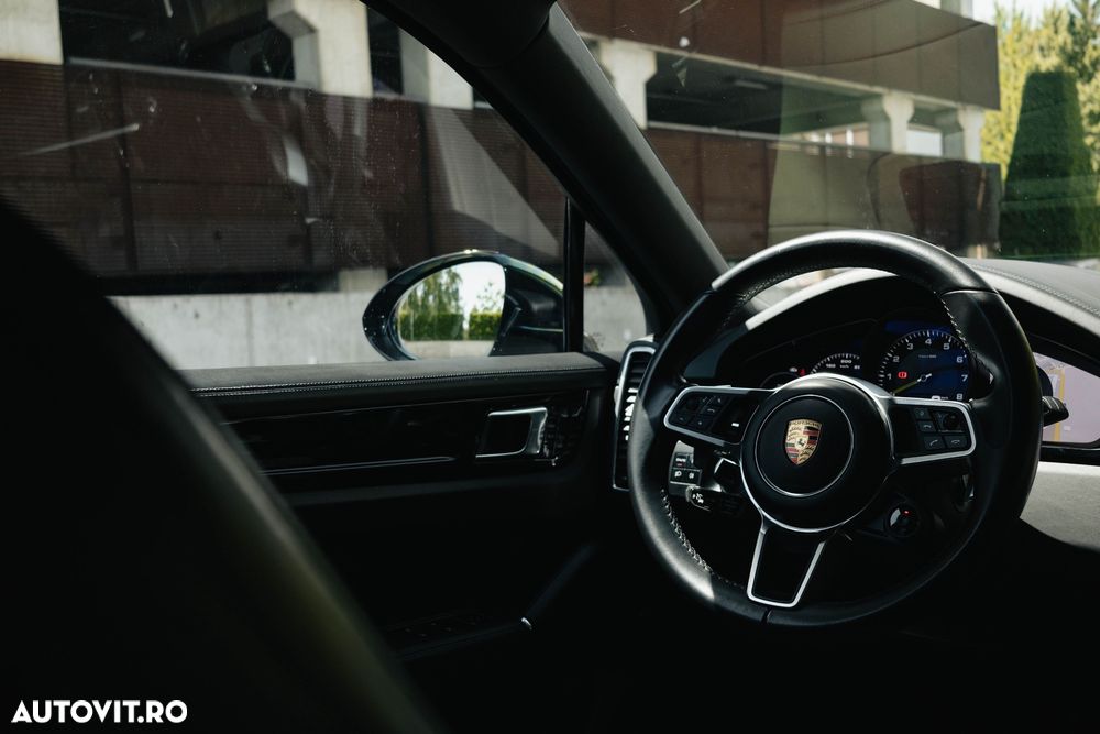Porsche Cayenne Coupe E-Hybrid Tiptronic S - 7