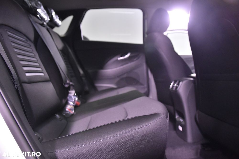 Hyundai i30 1.5 96CP M/T Highway - 11