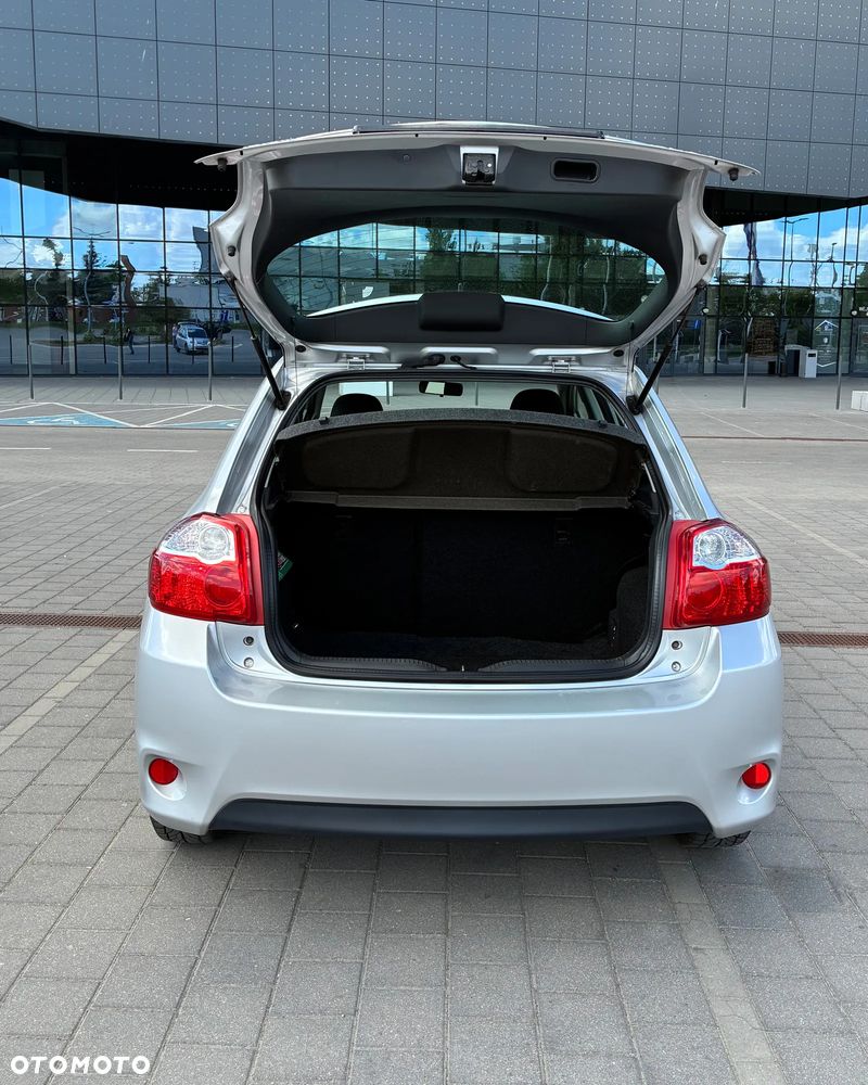Toyota Auris 1.4 D-4D Luna - 7