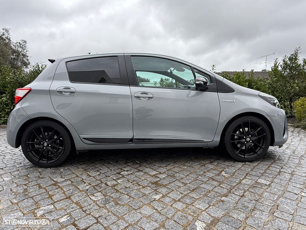 Toyota Yaris 1.5 HSD GR Sport - 15