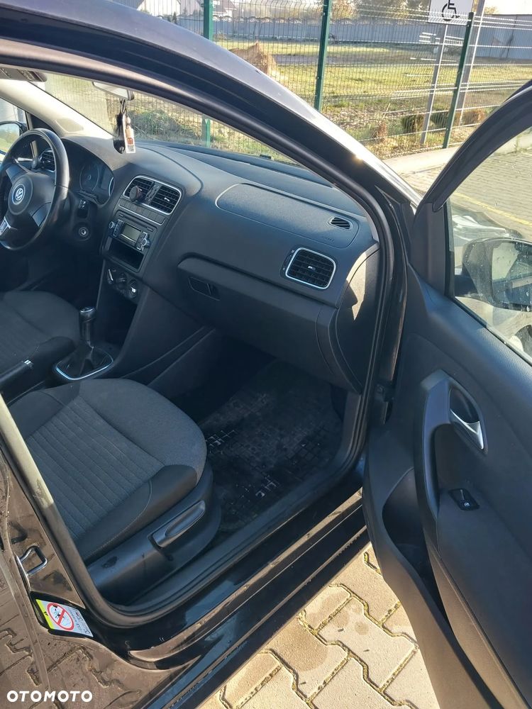 Volkswagen Polo - 12