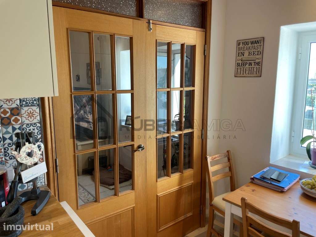 Moradia T3 Magnificamente Renovada com Jacuzzi no Coração de Salir - Grande imagem: 5/50