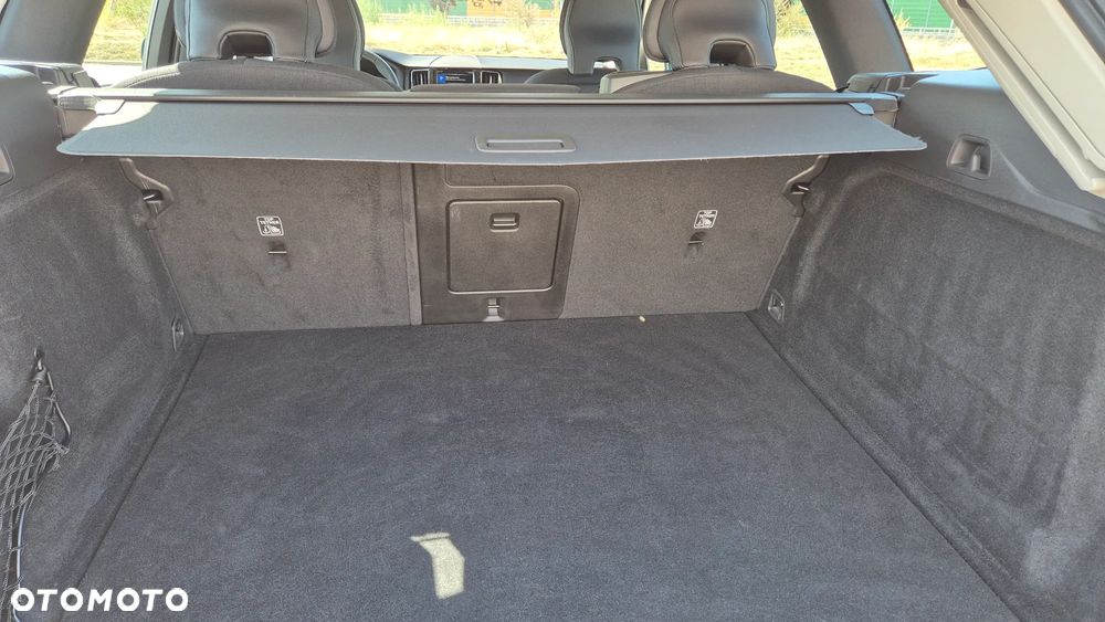 Volvo XC 60 D4 Momentum Pro - 6