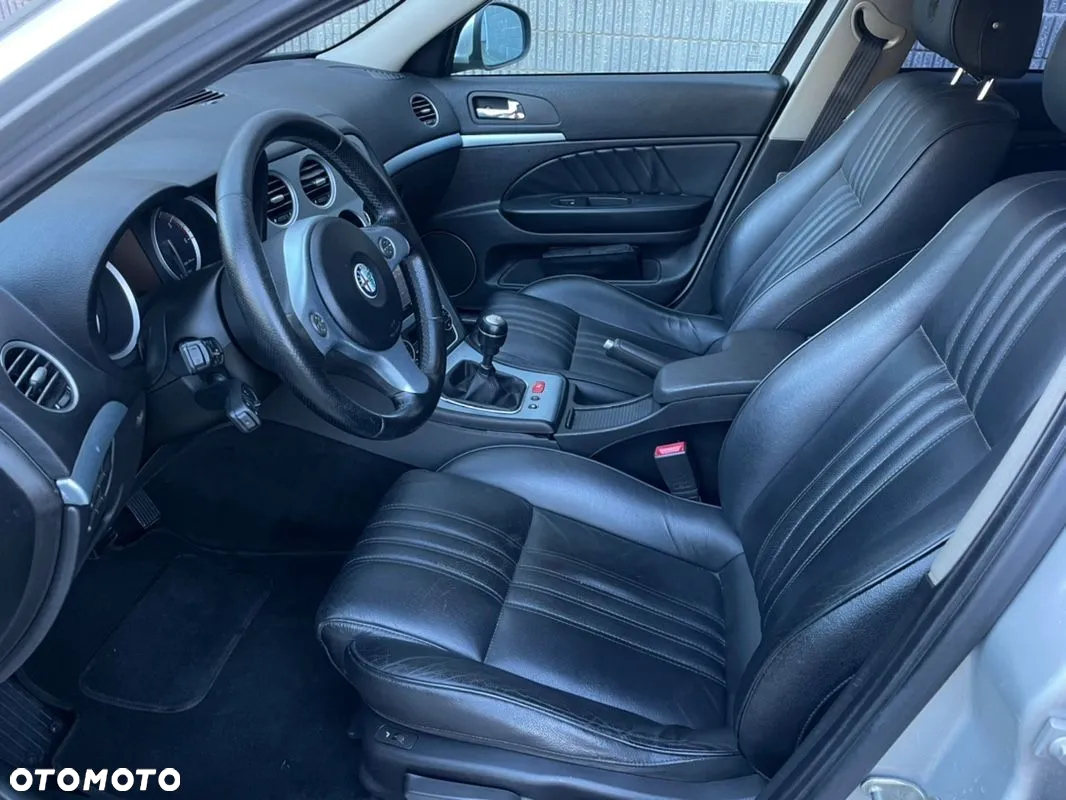 Alfa Romeo 159 2.4JTDM Distinctive - 6