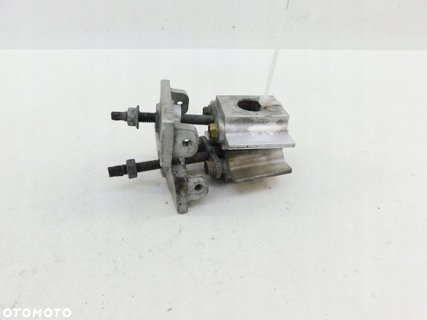 KAWASAKI ZZR 600 NAPINACZE ŁAŃCUCHA - 2