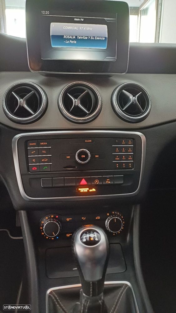 Mercedes-Benz CLA 200 d Shooting Brake Urban - 9