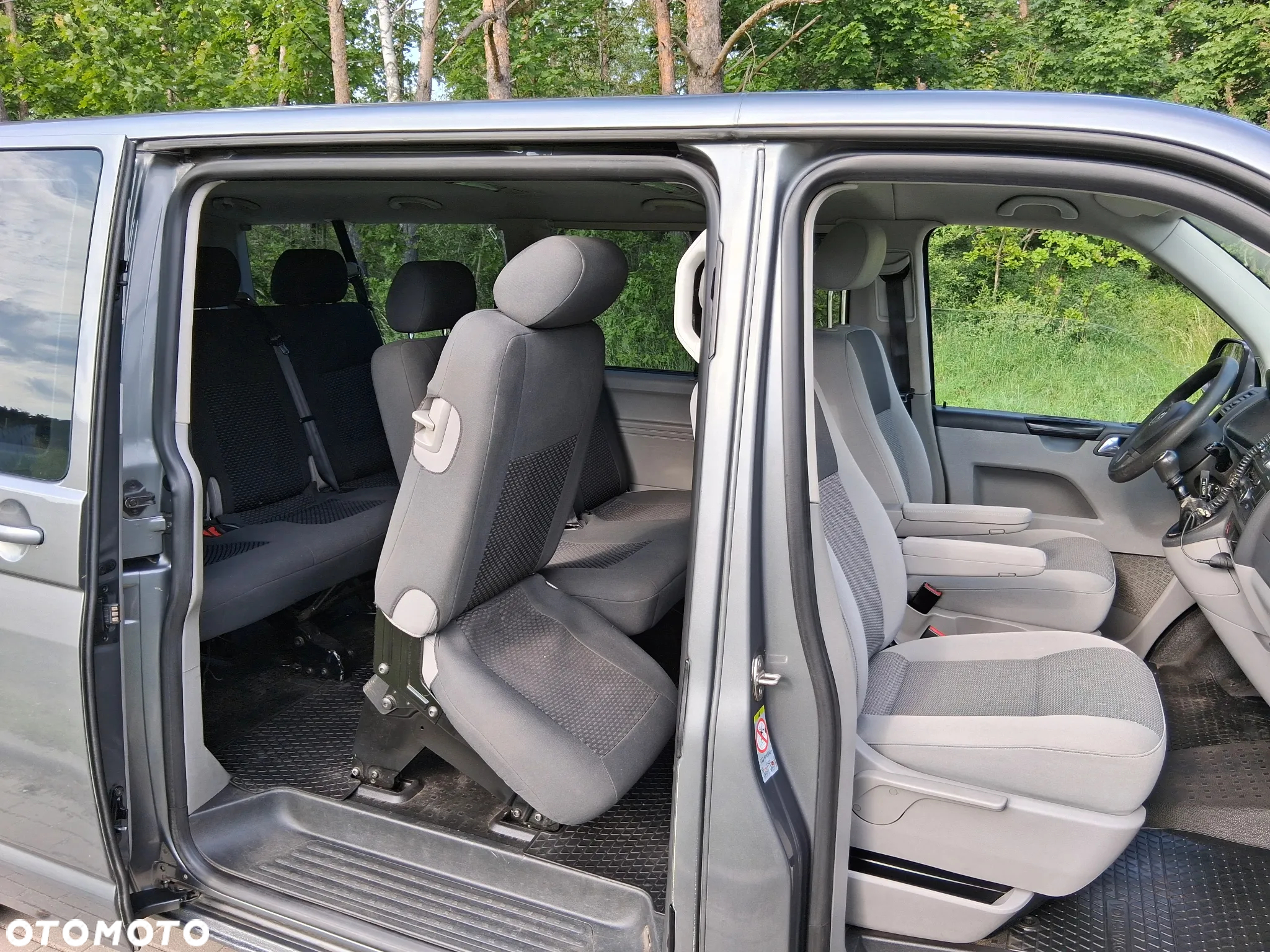 Volkswagen Caravelle BiTDI L2 Comfortline 4Motion - 8