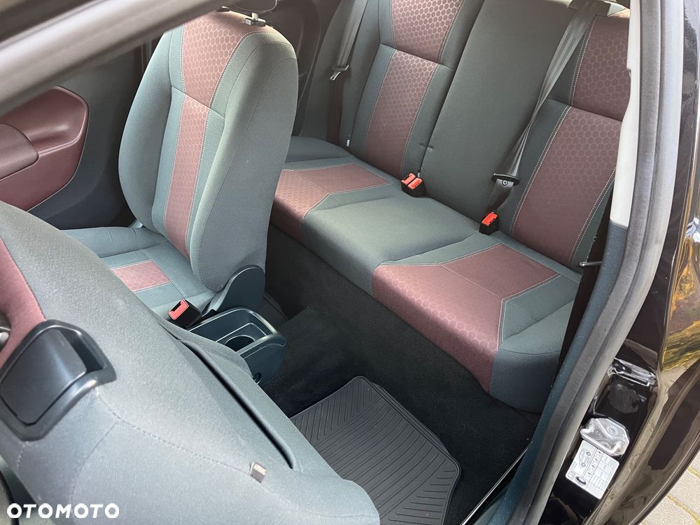 Ford Fiesta 1.4 Sport - 12