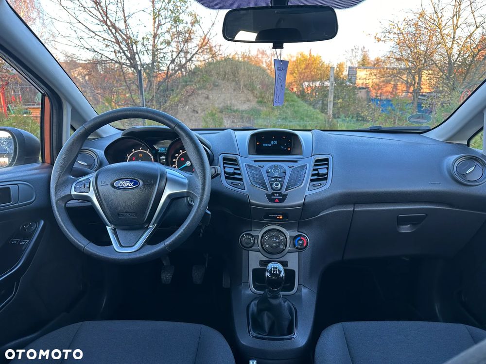 Ford Fiesta 1.25 Ambiente EU5 - 8