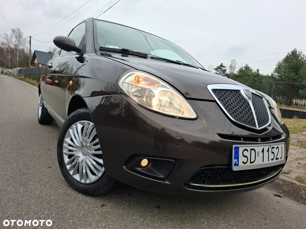 Lancia Ypsilon - 15