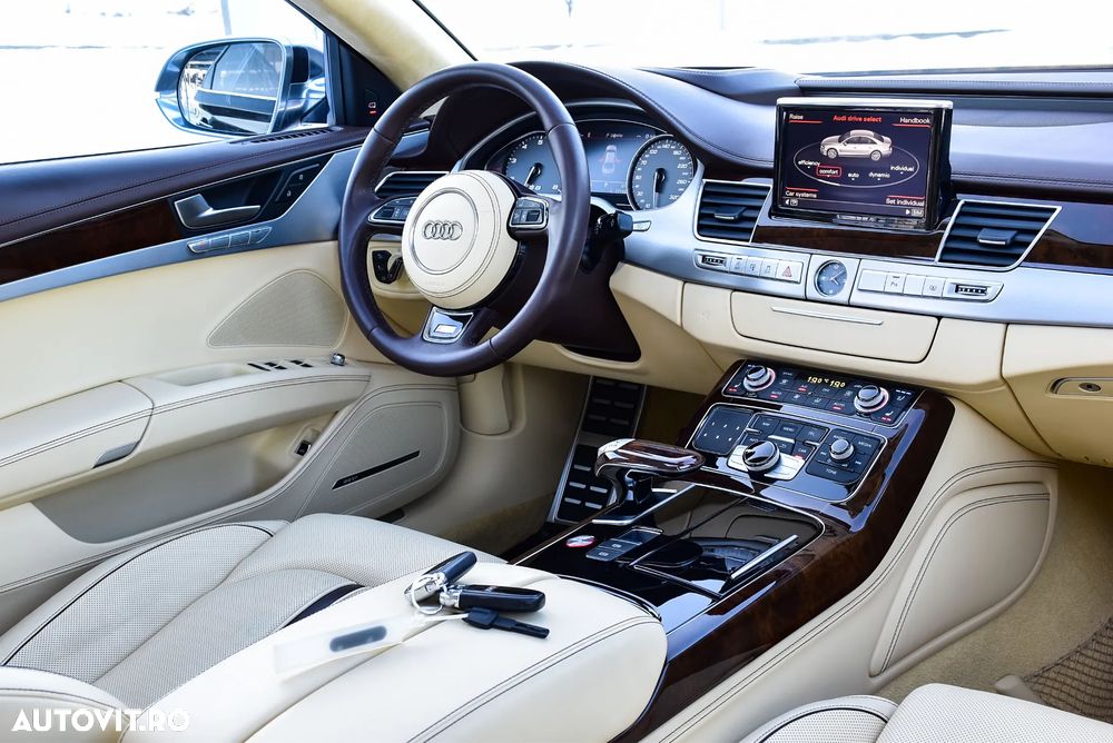 Audi S8 4.0 TFSI quattro Tiptronic - 31