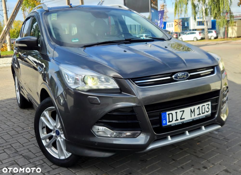 Ford Kuga 1.5 EcoBoost 2x4 Titanium - 24