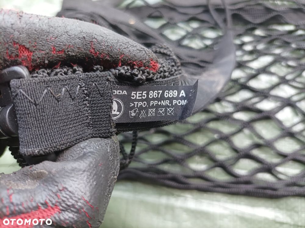 Skoda Octavia III siatka bagażnika 5E5867689A - 3