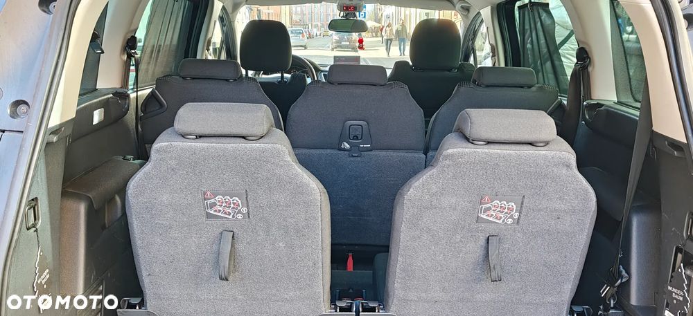 Peugeot 5008 1.6 Premium - 23