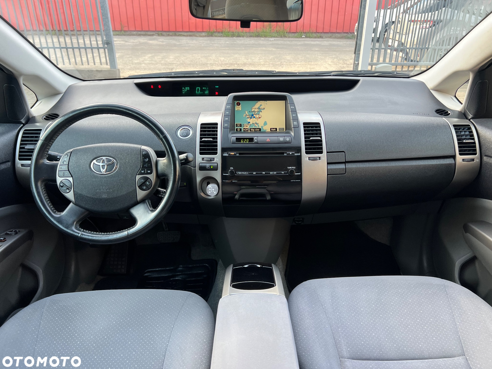 Toyota Prius 1.5 VVT-i Prestige - 22
