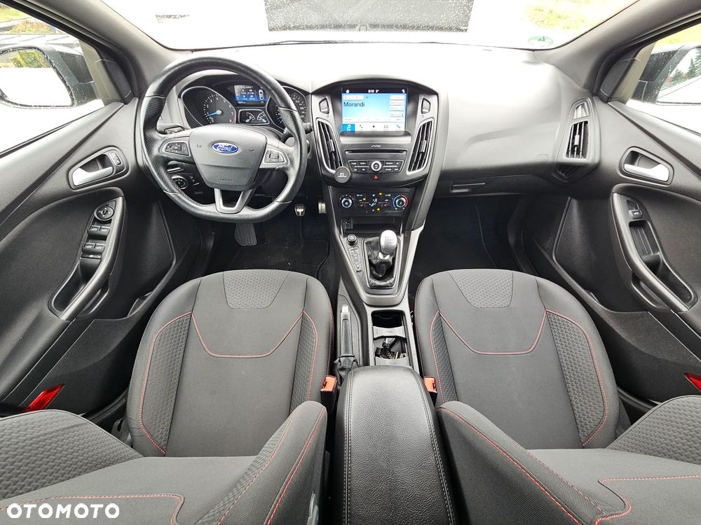 Ford Focus 1.5 EcoBoost STart-Stopp-System ST-LINE - 5