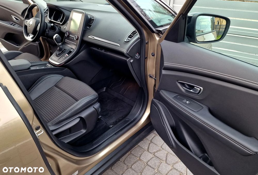 Renault Scenic - 30