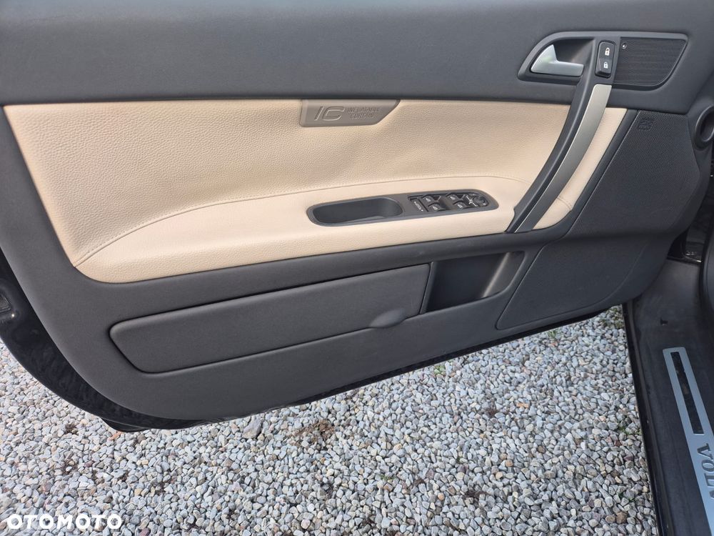 Volvo C70 T5 Inscription - 20