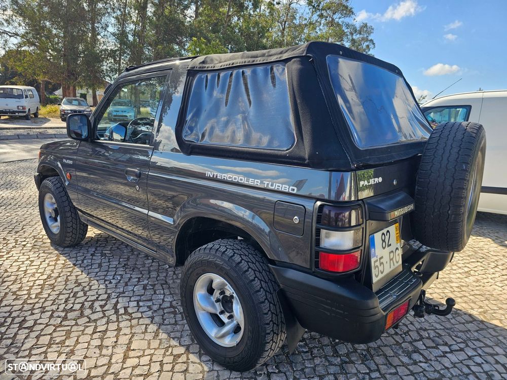 Mitsubishi Pajero 2.5 TDi GLX - 4