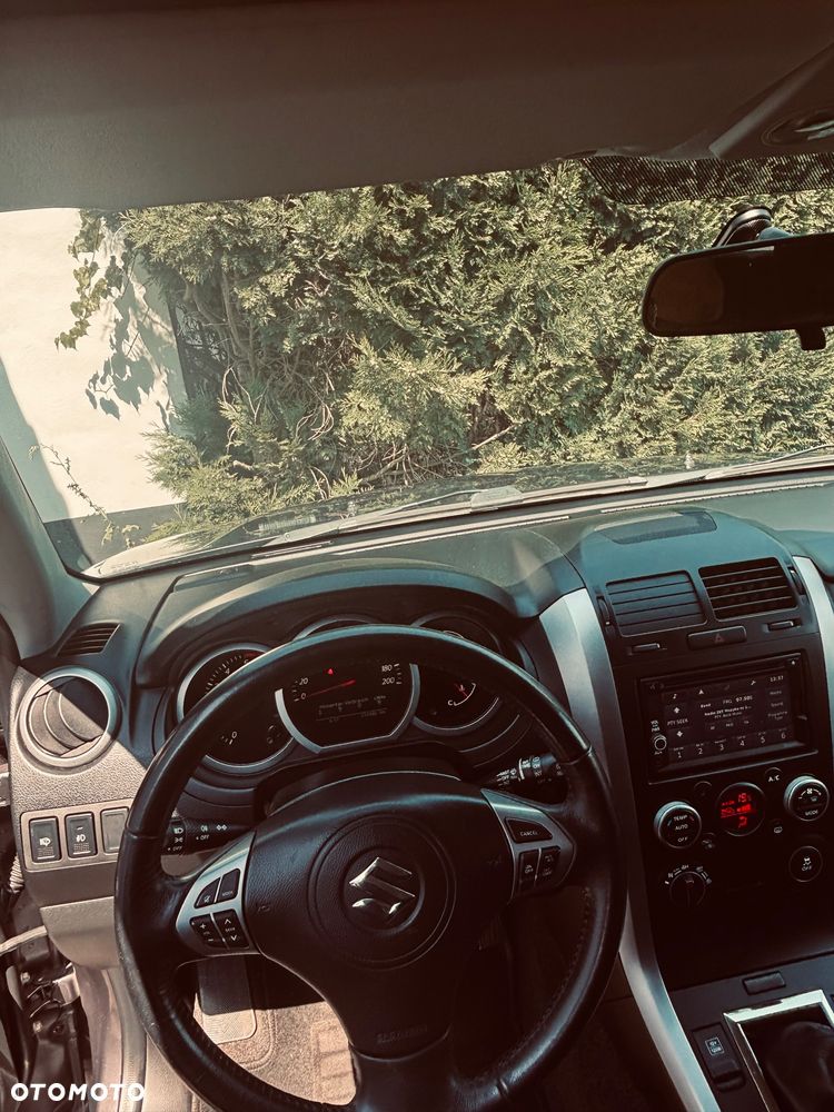 Suzuki Grand Vitara 1.9 DDiS Premium - 15