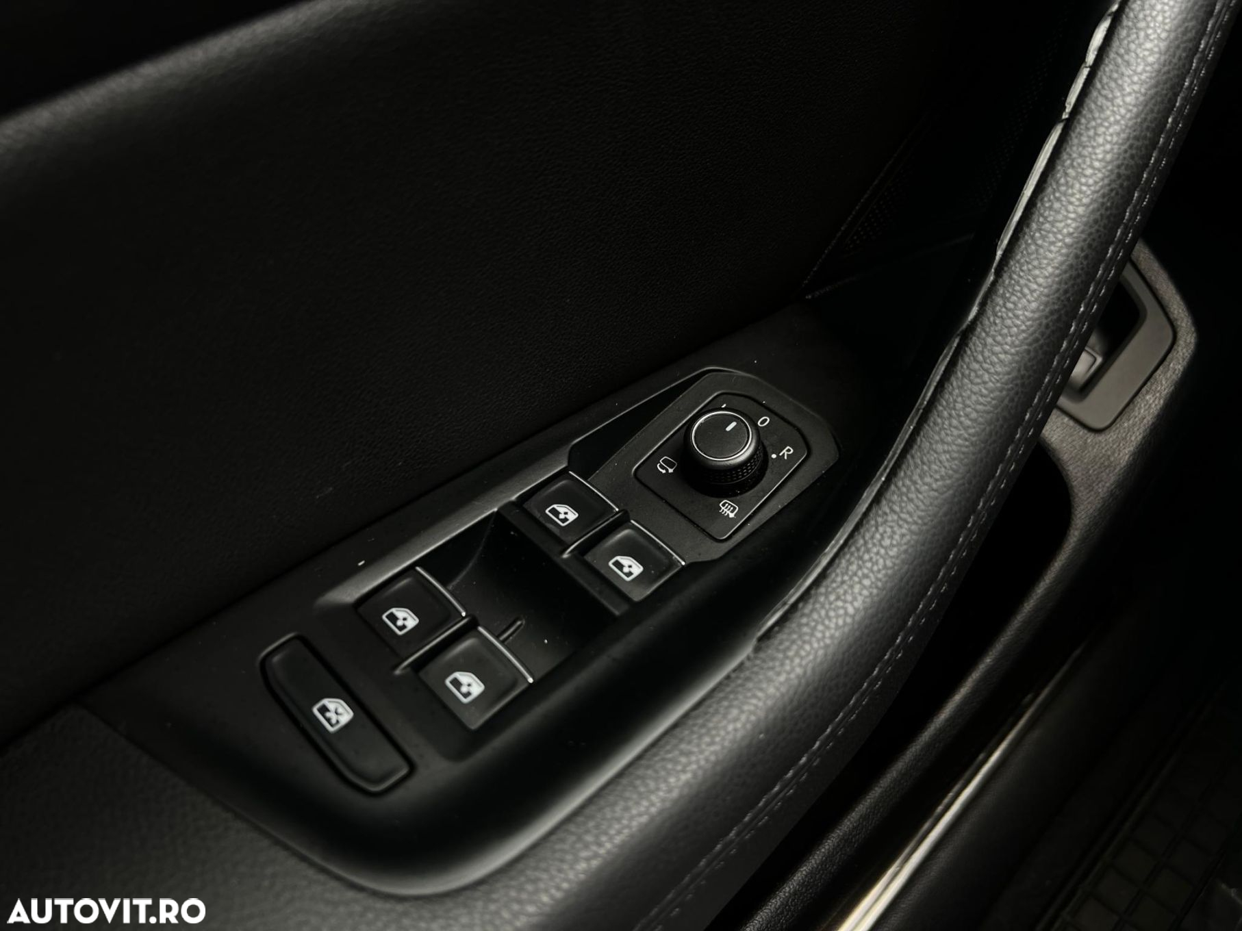 Volkswagen Passat - 28