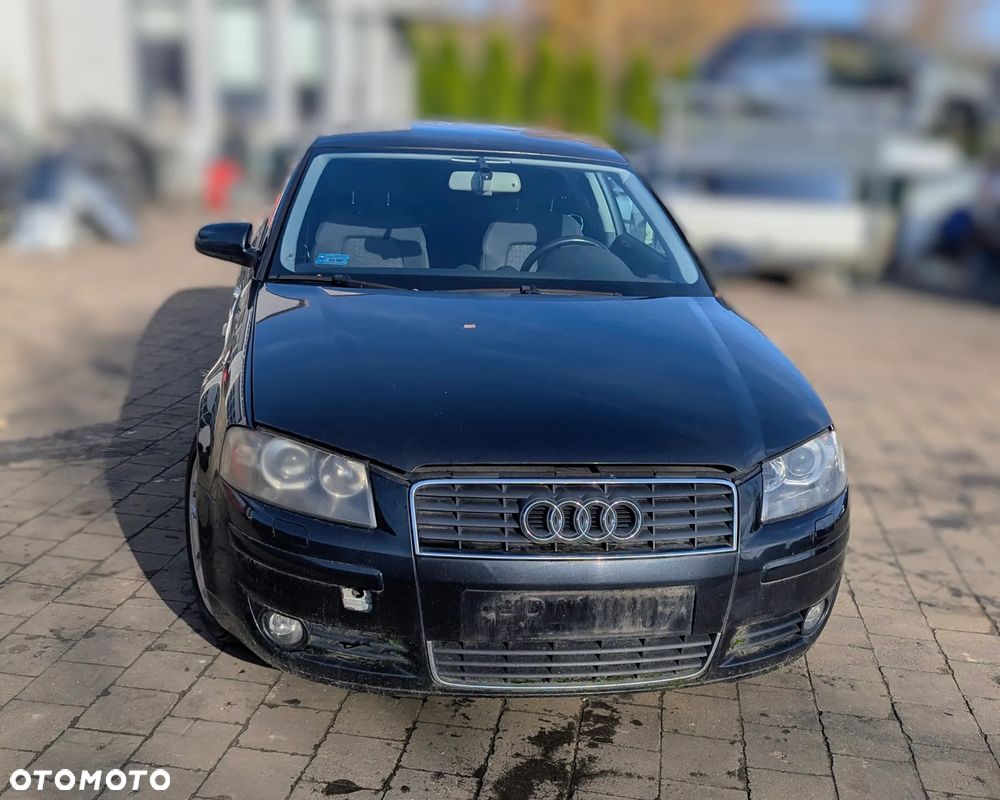 Audi A3 8P 2.0 FSI 2004 4Z4Z na części - 4