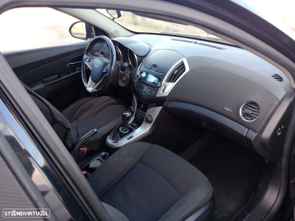 Chevrolet Cruze SW 1.7 VCDi LT - 5