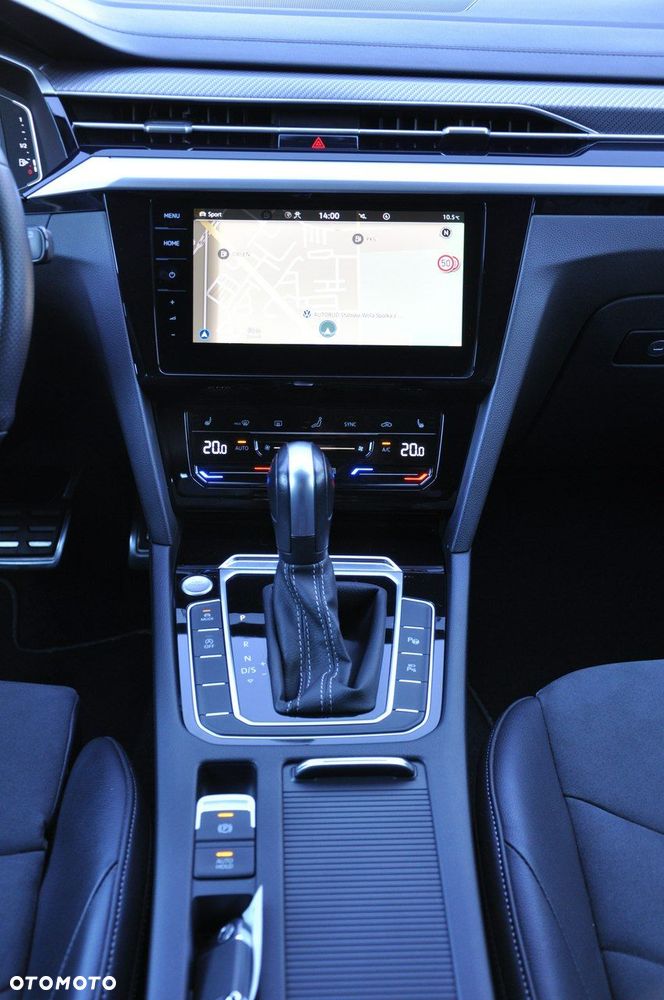 Volkswagen Arteon 2.0 TSI DSG R-Line - 33