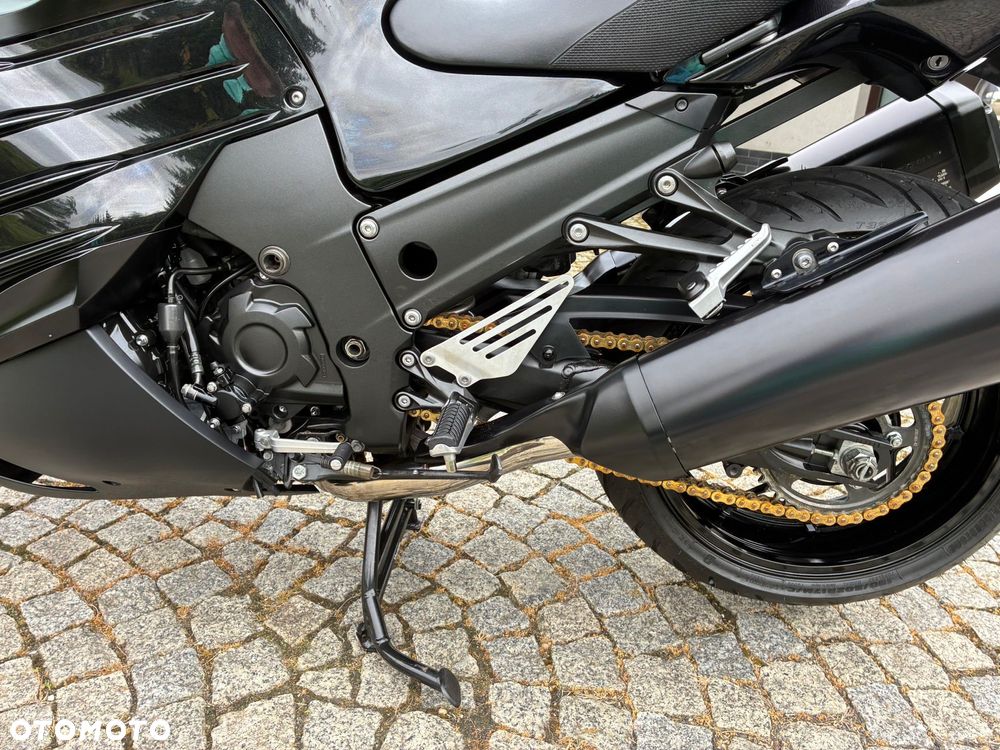 Kawasaki ZZR - 23