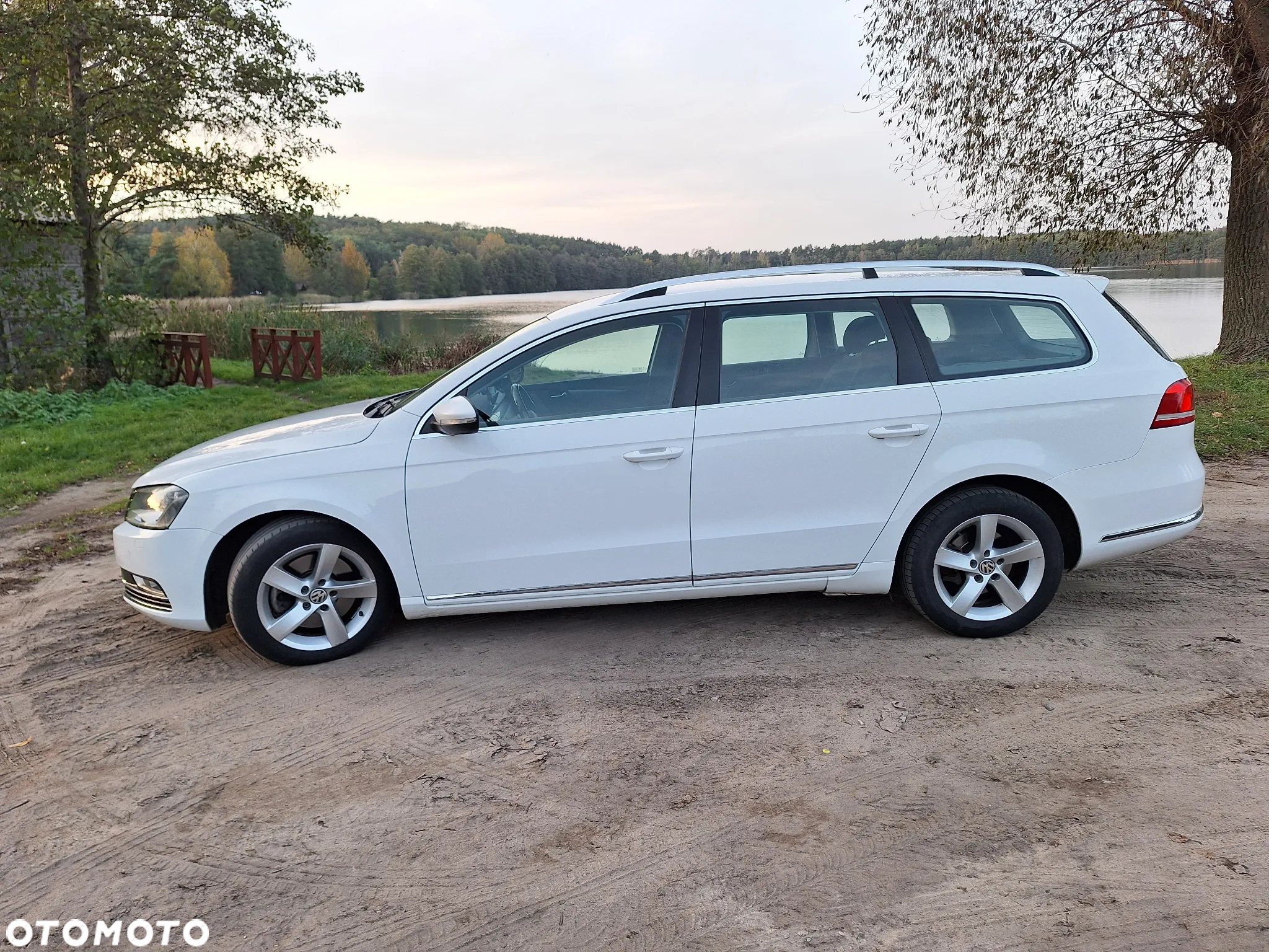 Volkswagen Passat - 10