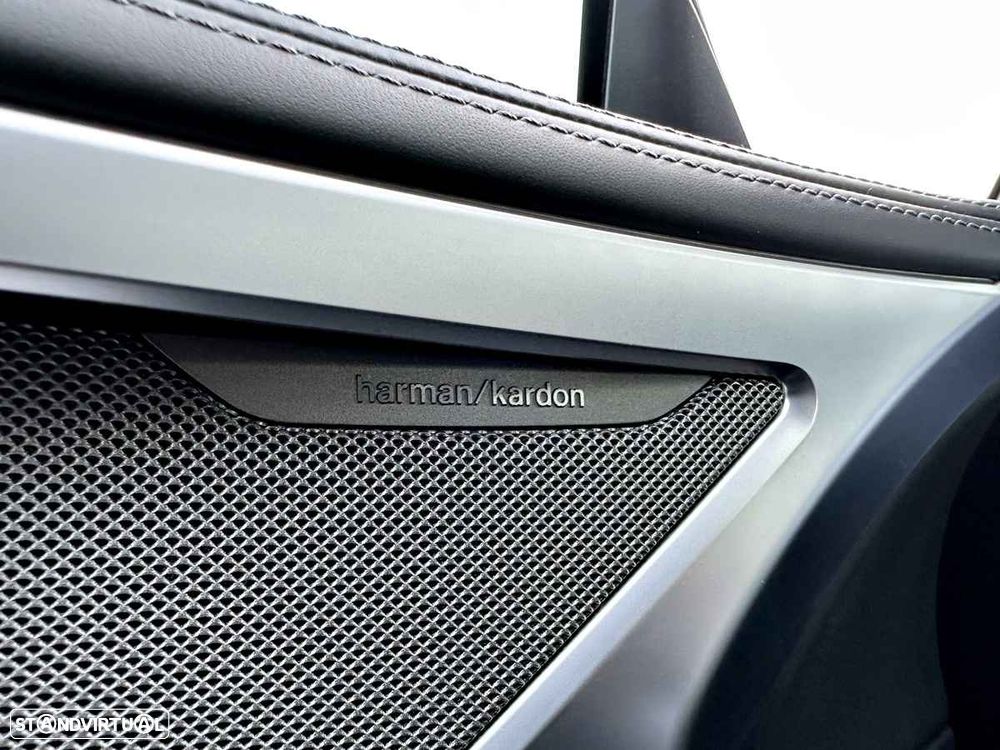 BMW M850i xDrive - 23
