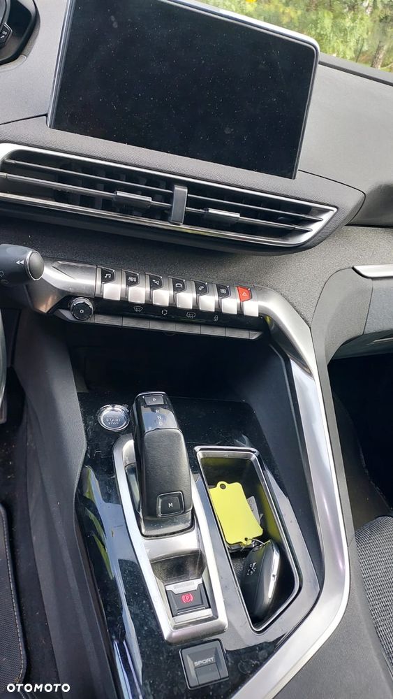 Peugeot 5008 1.2 PureTech Allure Pack S&S EAT8 - 14