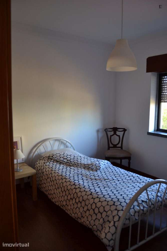 Quarto - localizado em Lisbon - Grande imagem: 4/15
