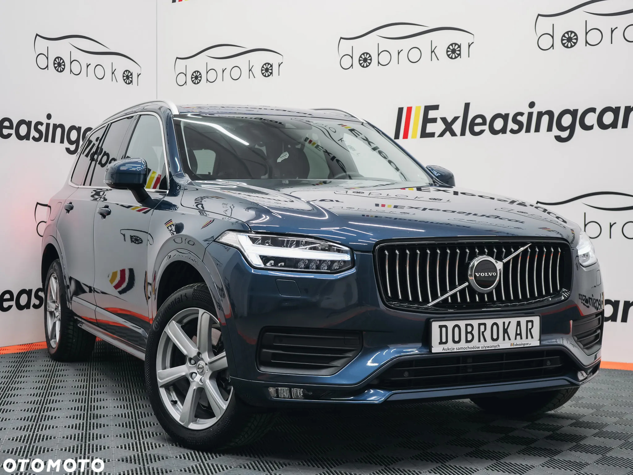 Volvo XC 90 B5 D AWD Geartronic Momentum Pro - 3