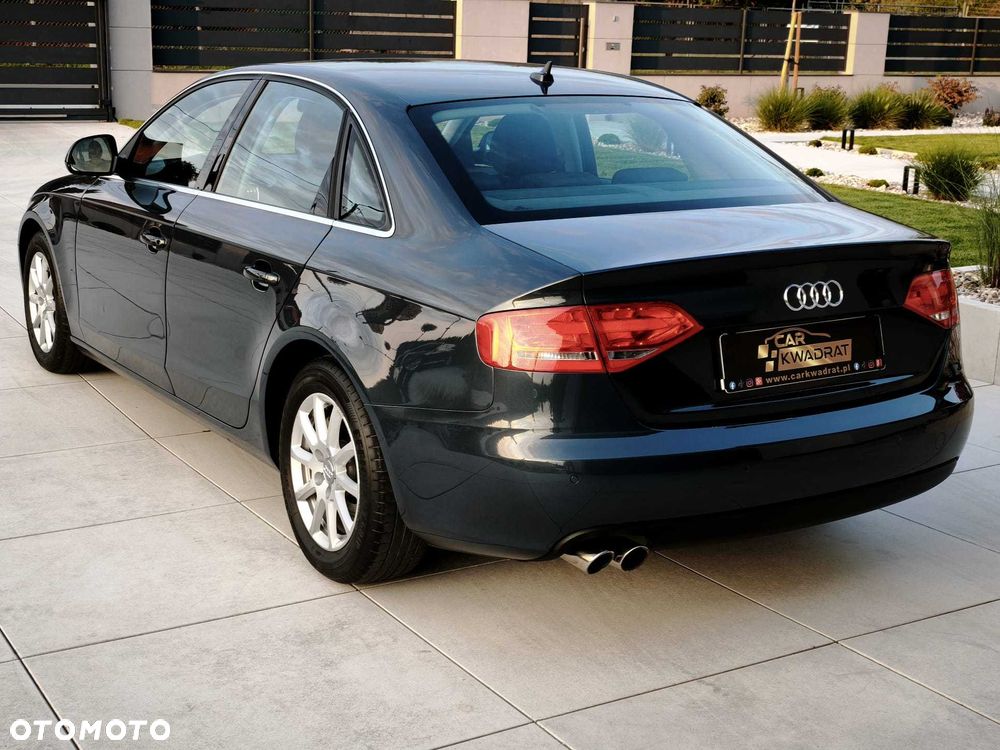 Audi A4 Limousine - 6