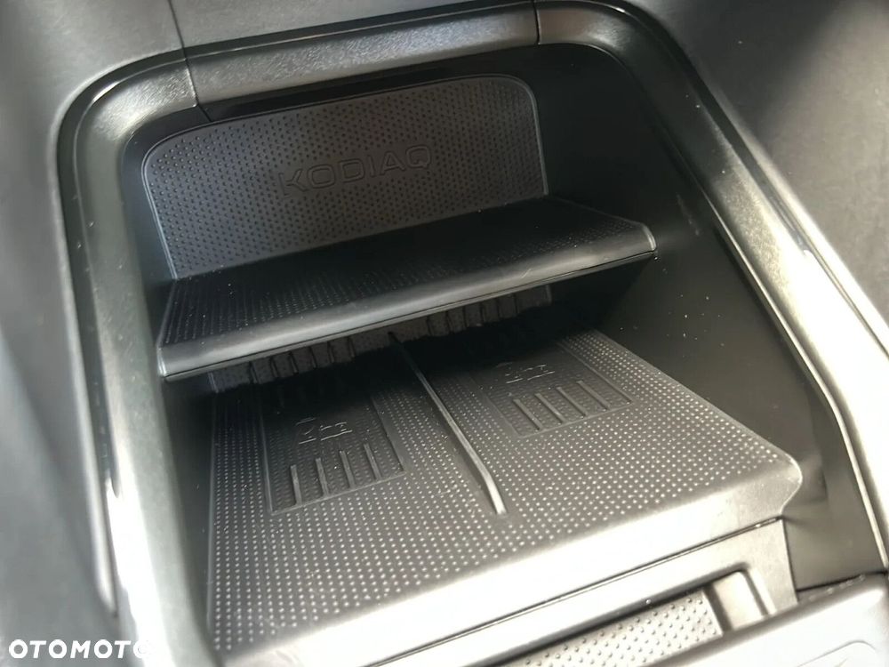 Skoda Kodiaq 2.0 TDI 4x4 Selection DSG - 32