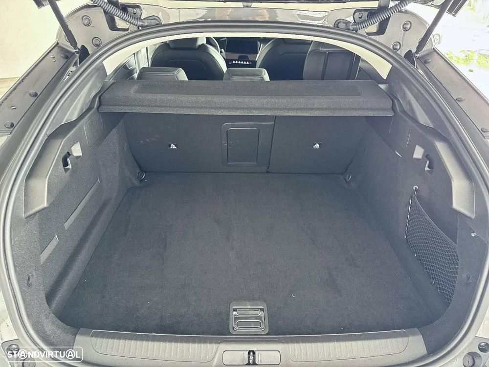 Peugeot 408 1.6 Hybrid Allure e-EAT8 - 6