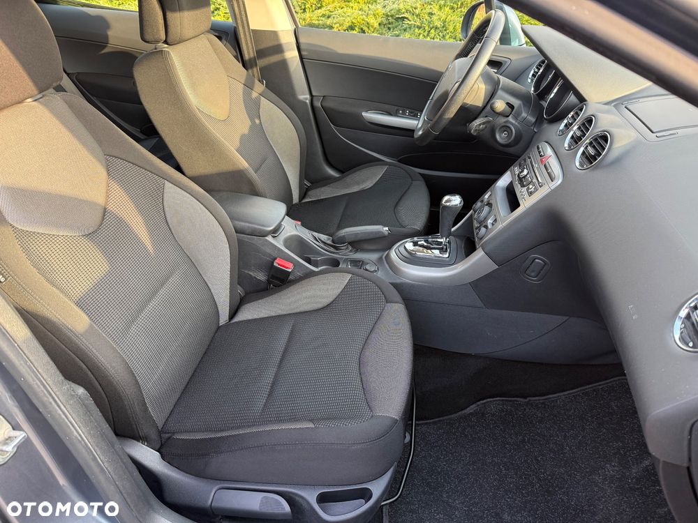 Peugeot 308 1.6 Premium - 7