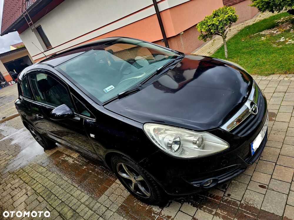 Opel Corsa 1.2 16V Essentia - 2