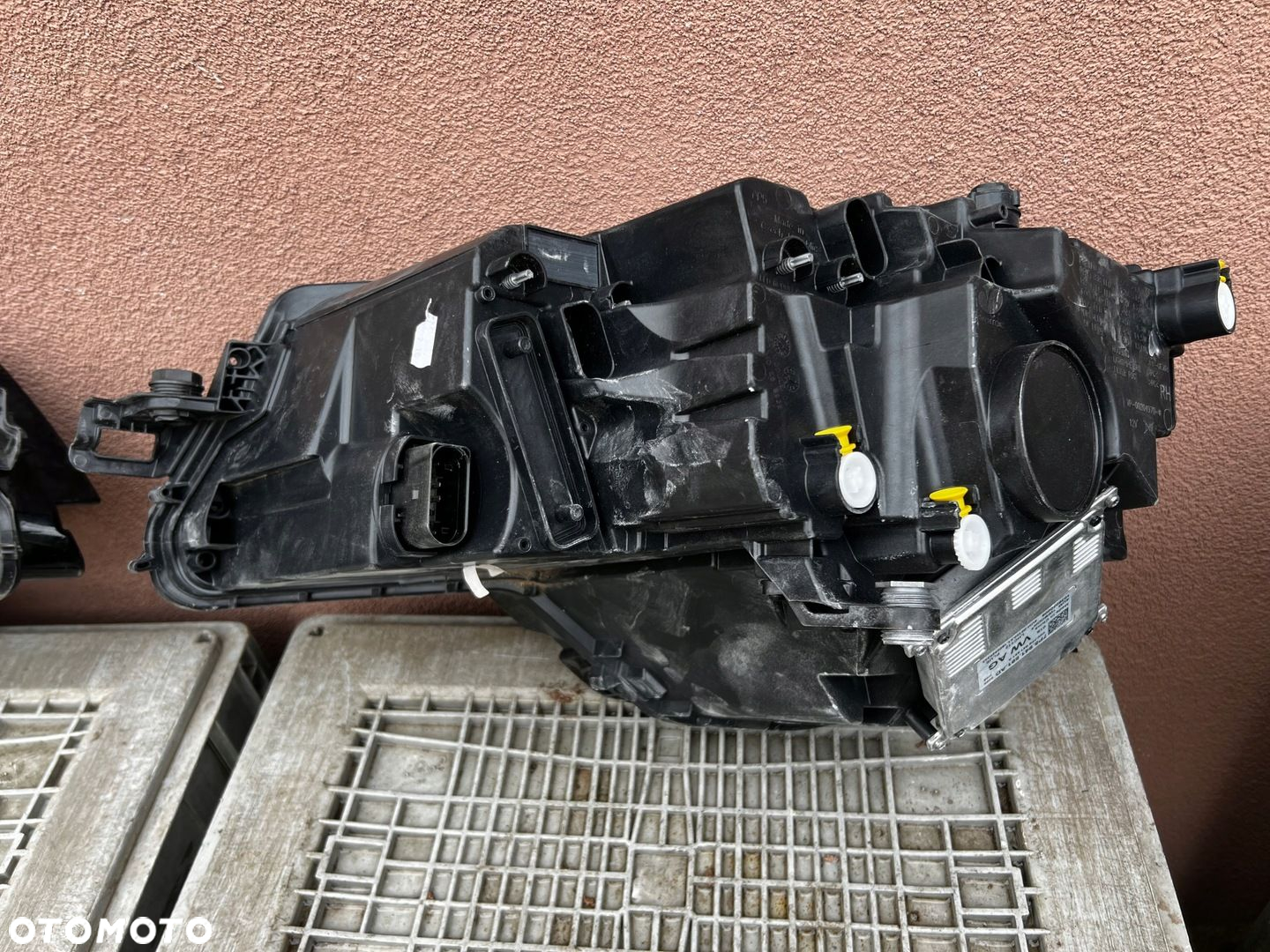 Lampa przednia SKODA KAROQ FULL LED PRAWA EUROPA ORYGINALNE VARROC - 2