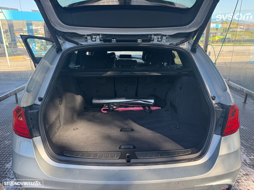 BMW 320 d Auto Pack M - 16