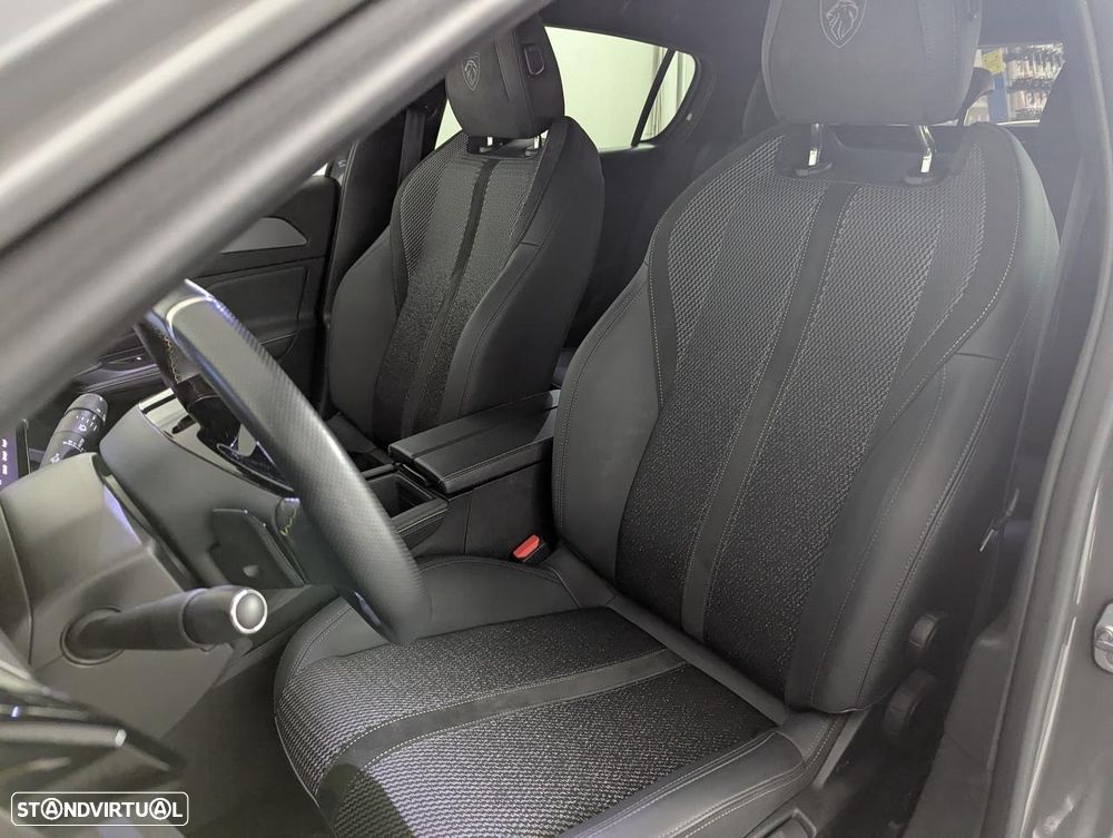 Peugeot 308 1.6 Hybrid GT e-EAT8 - 12