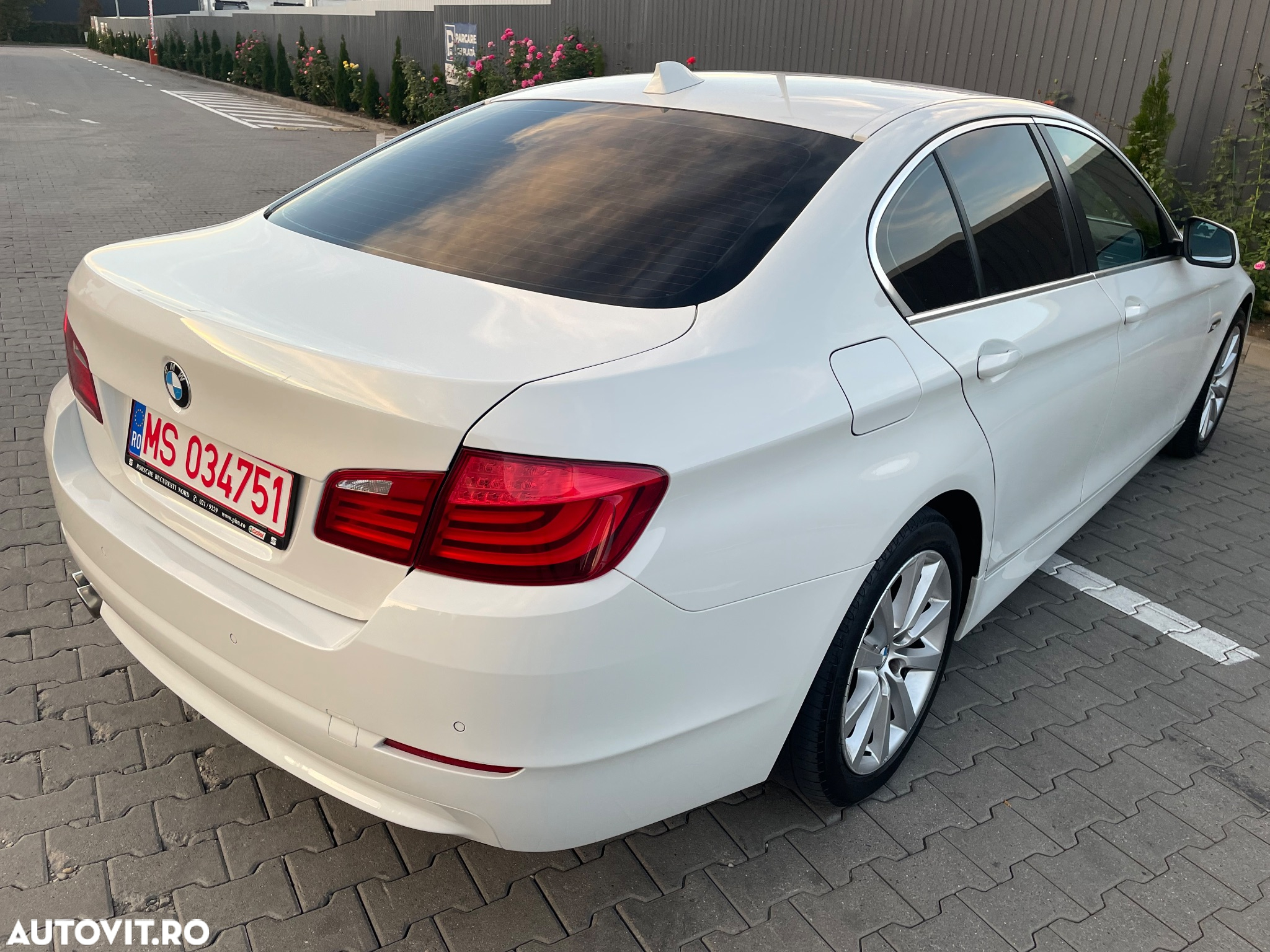BMW Seria 5 520d - 18