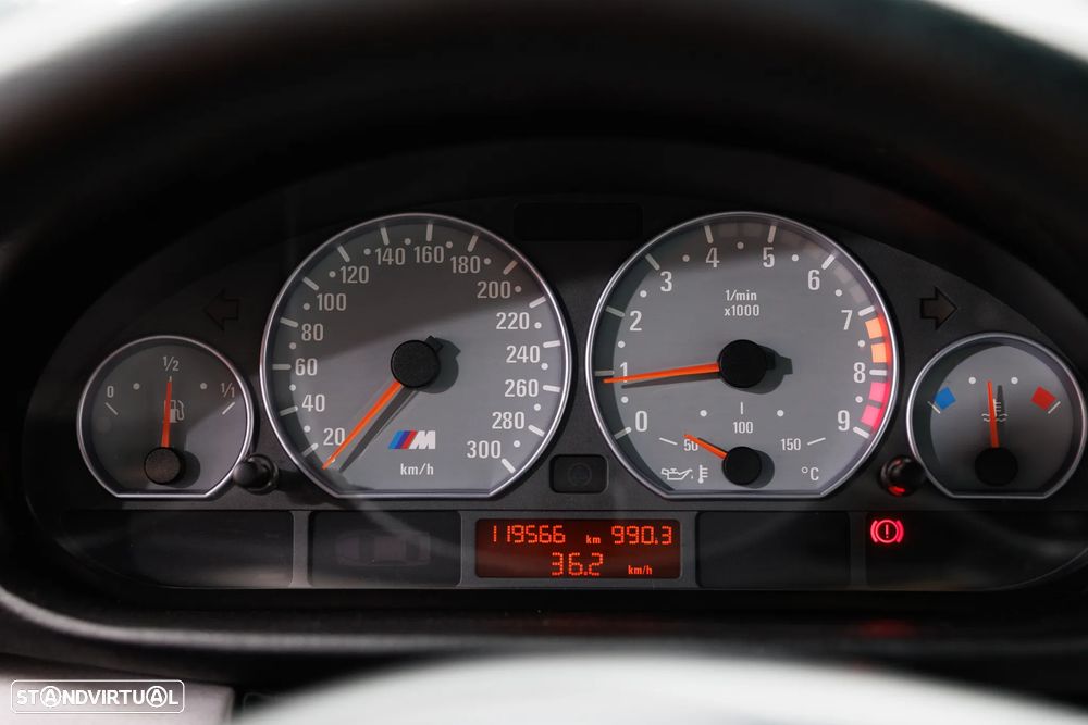 BMW M3 Standard - 11