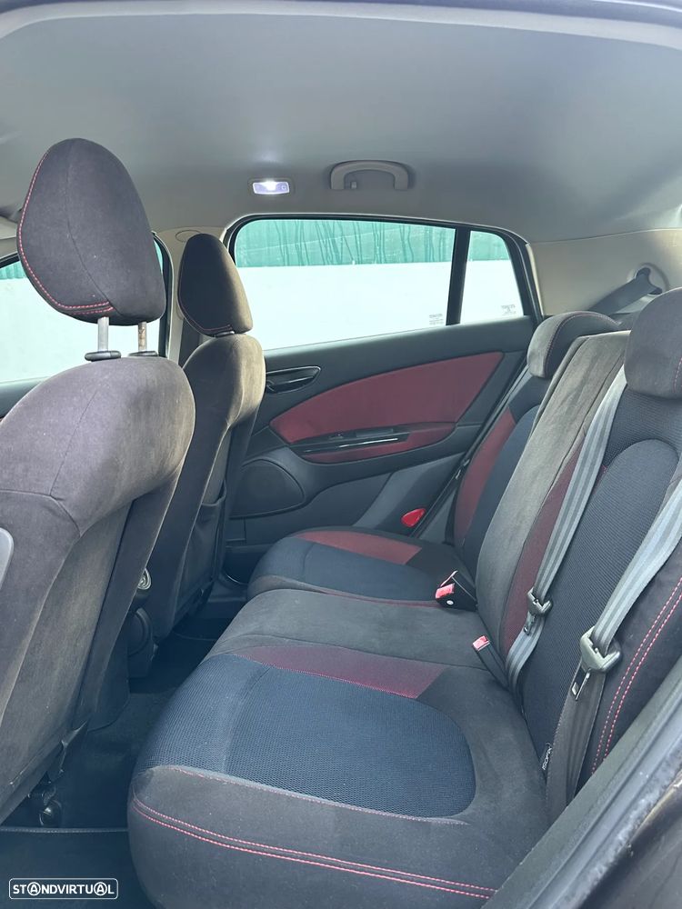 Fiat Bravo 1.6 M-Jet Sport - 10