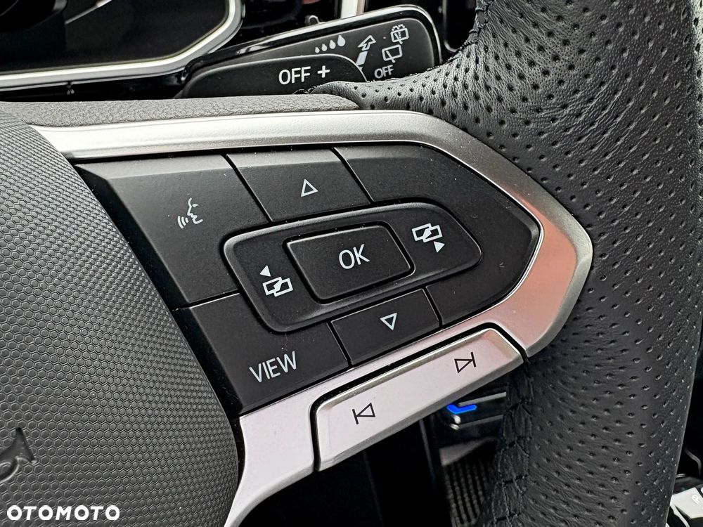 Volkswagen T-Roc 1.5 TSI R-Line Plus DSG - 28