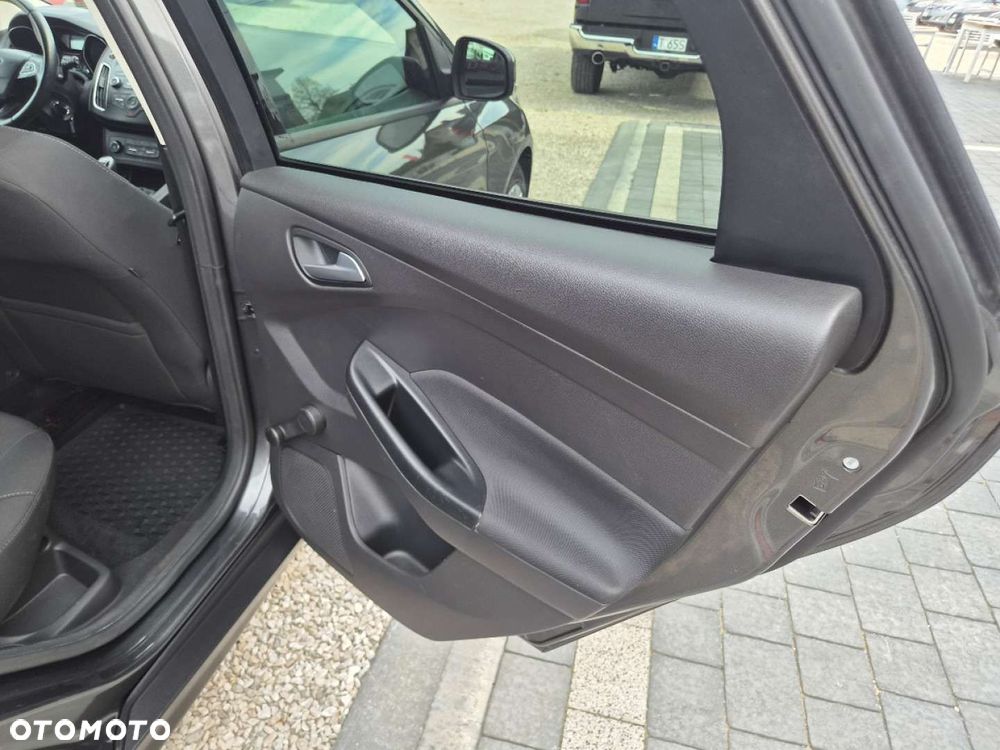 Ford Focus - 22