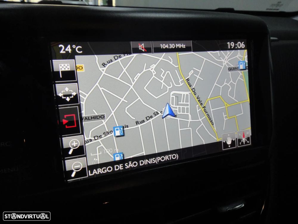 Peugeot 2008 1.2 PureTech GT Line EAT6 - 22