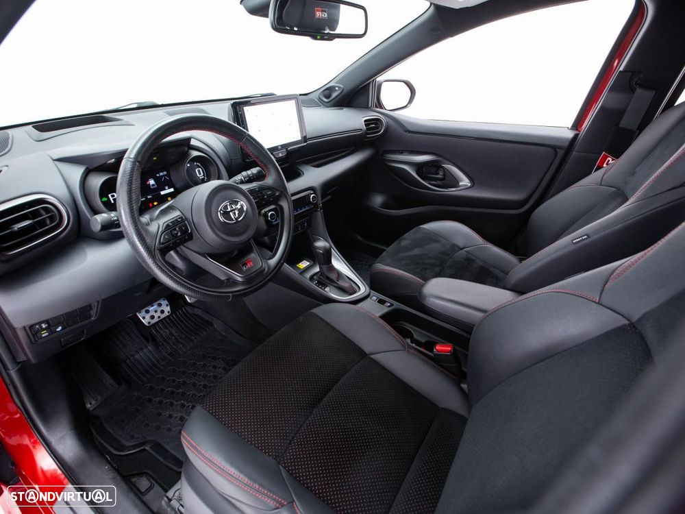 Toyota Yaris 1.5 HDF GR Sport - 7