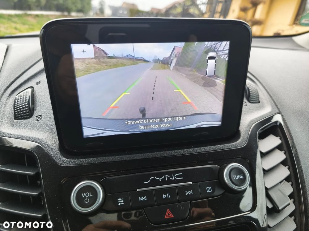 Ford Tourneo Connect Grand - 13